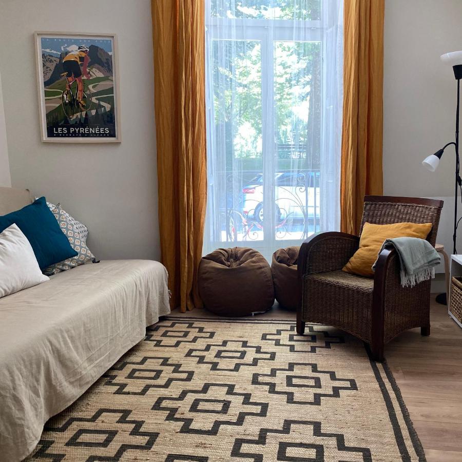 Fantastic Ground Floor Apartment Opposite Thermes Bagnères-de-Luchon Екстериор снимка